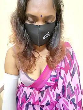 Queen-dhivya online show from 11.18.25