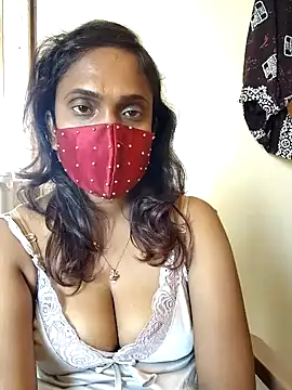 Queen-dhivya online show from 03.01.26