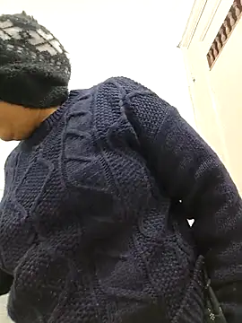 Snapshot of Hot-Sana2 chatting on 12.19.25 Hot-Sana2 online show from 12.19.25