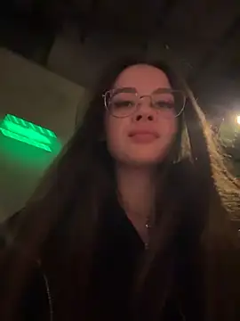 Snapshot of KristiRich chatting on 12.03.25 KristiRich online show from 12.03.25