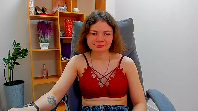 Snapshot of Stella-Maers chatting on 05.21.26 Stella-Maers online show from 05.21.26