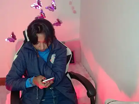 Snapshot of Samanta_777 chatting on 11.21.25 Samanta 777 online show from 11.21.25