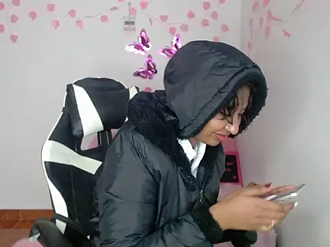 Snapshot of Samanta_777 chatting on 11.29.25 Samanta 777 online show from 11.29.25