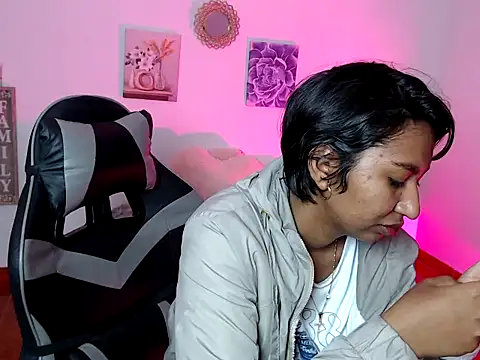 Snapshot of Samanta_777 chatting on 01.09.26 Samanta 777 online show from 01.09.26