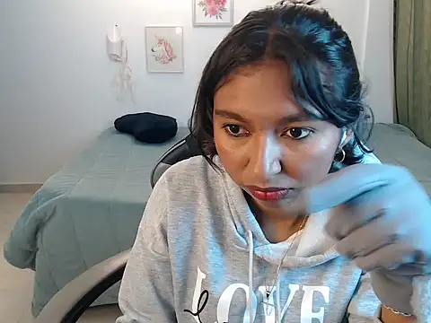 Samanta 777 online show from 03.17.26