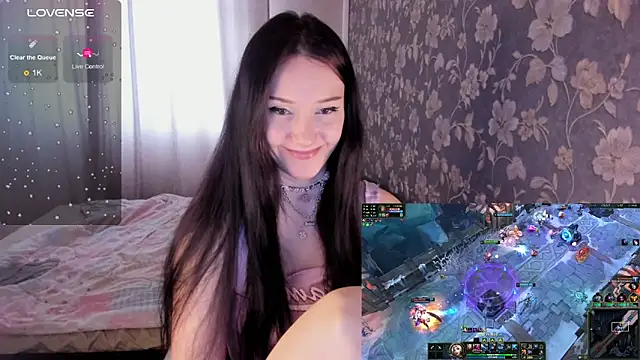 Snapshot of Amyvicious chatting on 02.14.26 Amyvicious online show from 02.14.26