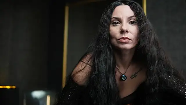 Snapshot of GiaEasyIce chatting on 12.02.25 GiaEasyIce online show from 12.02.25