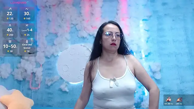 Lauryn Jones online show from 02.07.26