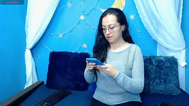 Lauryn Jones online show from 02.19.26