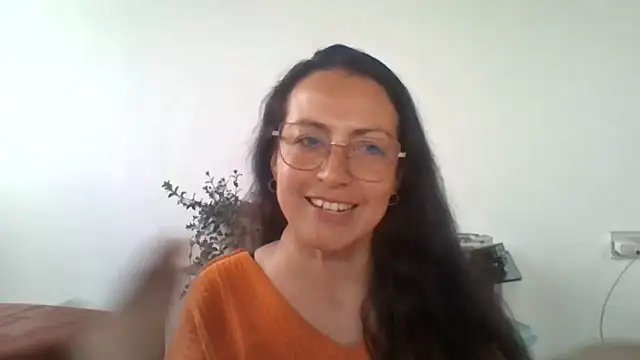 Lauryn Jones online show from 04.03.26