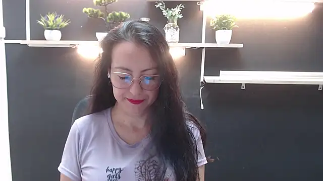 Lauryn Jones online show from 04.08.26