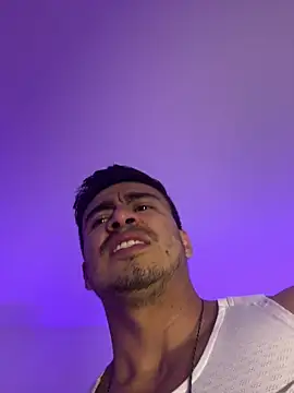 Chris Clarck online show from 04.05.26