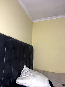 MiyaXo2 online show from 01.17.26