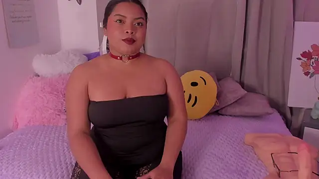 Snapshot of alanaa_gomezz chatting on 11.29.25 alanaa gomezz online show from 11.29.25