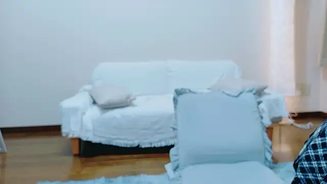 Snapshot of mirei-xxx chatting on 11.28.25 mirei-xxx online show from 11.28.25