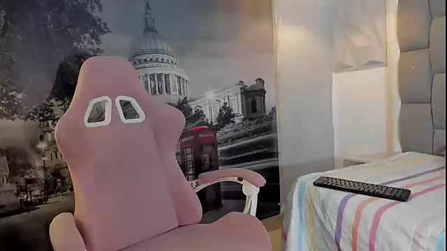 valkyriaxxx  online show from 11.14.25