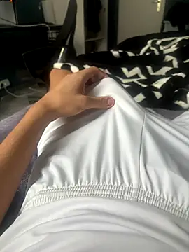 Snapshot of BigDickAmo chatting on 11.09.25 BigDickAmo online show from 11.09.25