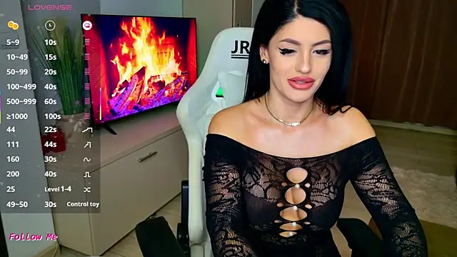 Snapshot of Myla-b chatting on 02.01.26 Myla-b online show from 02.01.26