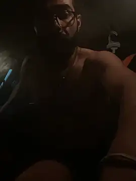 Snapshot of Dave_5518 chatting on 03.21.26 Dave 5518 online show from 03.21.26