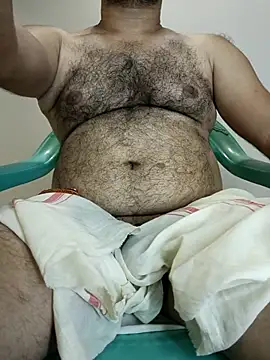 Snapshot of funnyboy_069 chatting on 11.21.25 funnyboy 069 online show from 11.21.25