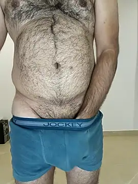 Snapshot of funnyboy_069 chatting on 12.20.25 funnyboy 069 online show from 12.20.25