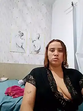 Snapshot of BIADELICIA1 chatting on 11.21.25 BIADELICIA1 online show from 11.21.25