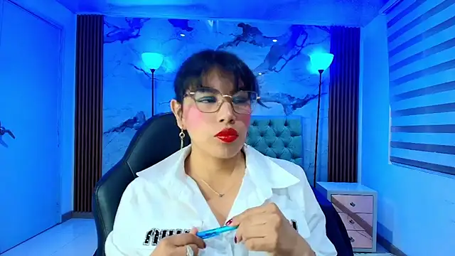 EsmeraldaChantre online show from 11.19.25