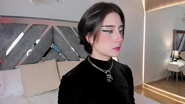 EmmaCollins    online show from 11.25.25