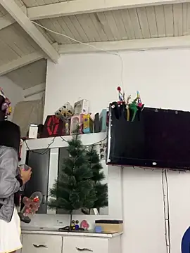 Milleradhara24 online show from 12.19.25