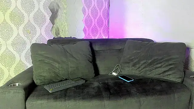 Snapshot of Boy_savoy chatting on 02.04.26 Boy savoy online show from 02.04.26