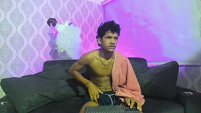 Snapshot of Boy_savoy chatting on 02.07.26 Boy savoy online show from 02.07.26