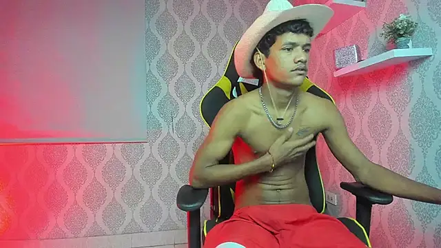 Snapshot of Boy_savoy chatting on 02.15.26 Boy savoy online show from 02.15.26