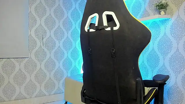 Snapshot of Boy_savoy chatting on 02.23.26 Boy savoy online show from 02.23.26