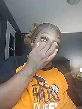 BiancaClarkson online show from 11.16.25