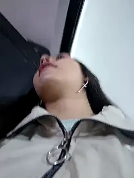 Snapshot of naughtygoddesss_ chatting on 11.27.25 naughtygoddesss online show from 11.27.25