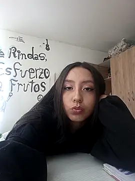 Snapshot of naughtygoddesss_ chatting on 11.28.25 naughtygoddesss online show from 11.28.25