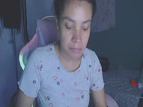 shayna cute online show from 08.05.26