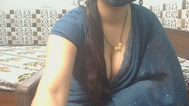 Snapshot of Sneha_lovely01 chatting on 05.29.26 Sneha lovely01 online show from 05.29.26