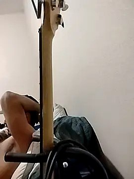 m8je online show from 11.15.25