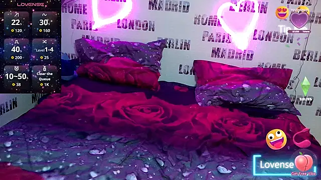 Bya hootgyrl1 online show from 01.15.26