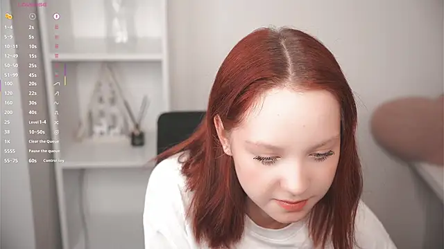 Snapshot of MaisieStarlight chatting on 02.15.26 MaisieStarlight online show from 02.15.26