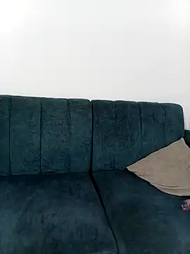 Snapshot of Ari_1217 chatting on 12.18.25 Ari 1217 online show from 12.18.25