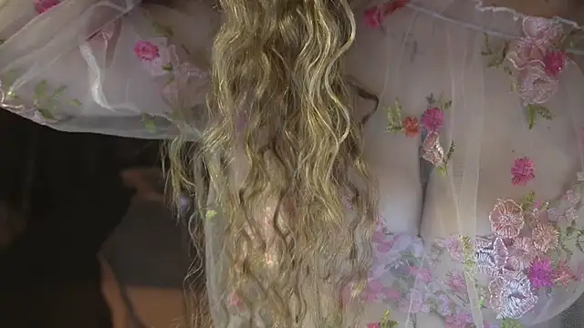 Snapshot of DanielaReign chatting on 02.27.26 DanielaReign online show from 02.27.26