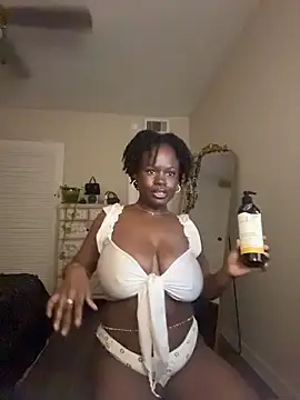 ladiosa selene online show from 02.28.26