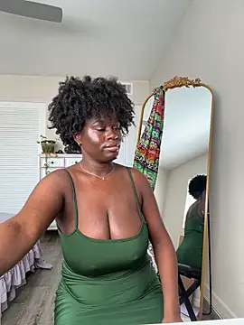 Snapshot of ladiosa_selene chatting on 03.21.26 ladiosa selene online show from 03.21.26