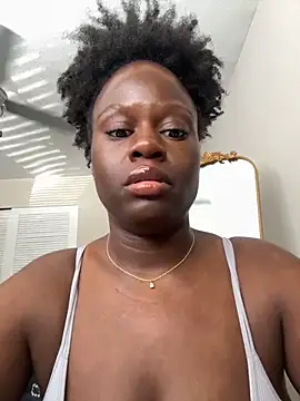 Snapshot of ladiosa_selene chatting on 04.08.26 ladiosa selene online show from 04.08.26