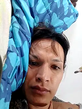 PaulinaLondra2 online show from 12.16.25