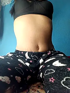 Snapshot of Saniya76 chatting on 12.04.25 Saniya76 online show from 12.04.25