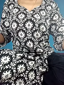 Saniya76 online show from 02.22.26