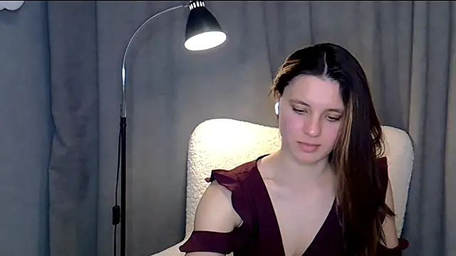 KiraHoney online show from 05.22.26